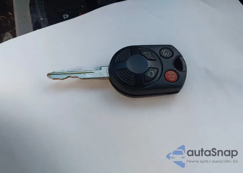 2011 Ford Escape Xlt z USA, uszkodzony, nr VIN 1FMCU9DG3BKA60225